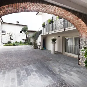  Apartment Corte Elvira
